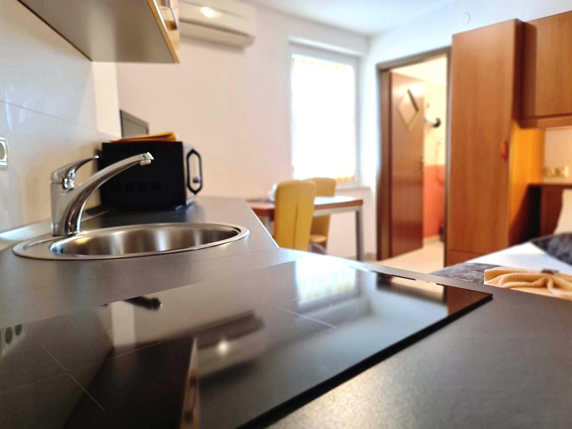 Restaurant & Apartments Getaway Pri Kobalu Vipava Zimmer foto